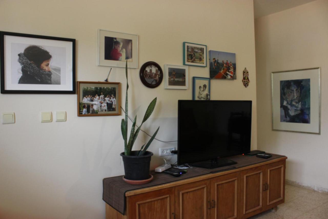 Chez Rothman Sublet Shadmot Devora Exterior foto